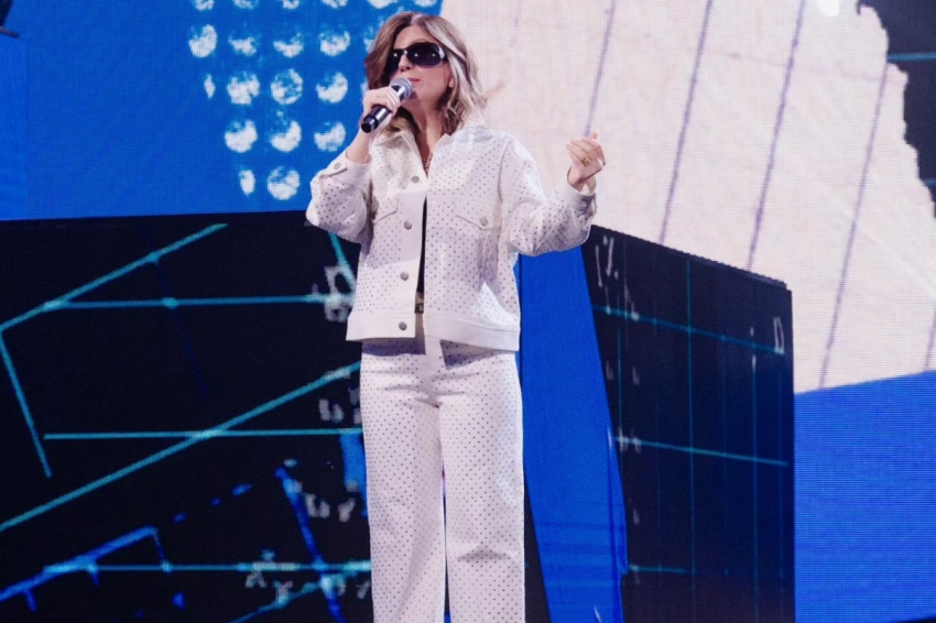 Певица Диана Гурцкая, потерявшая мужа в прошлом году, поблагодарила своего брата Роберта за поддержку