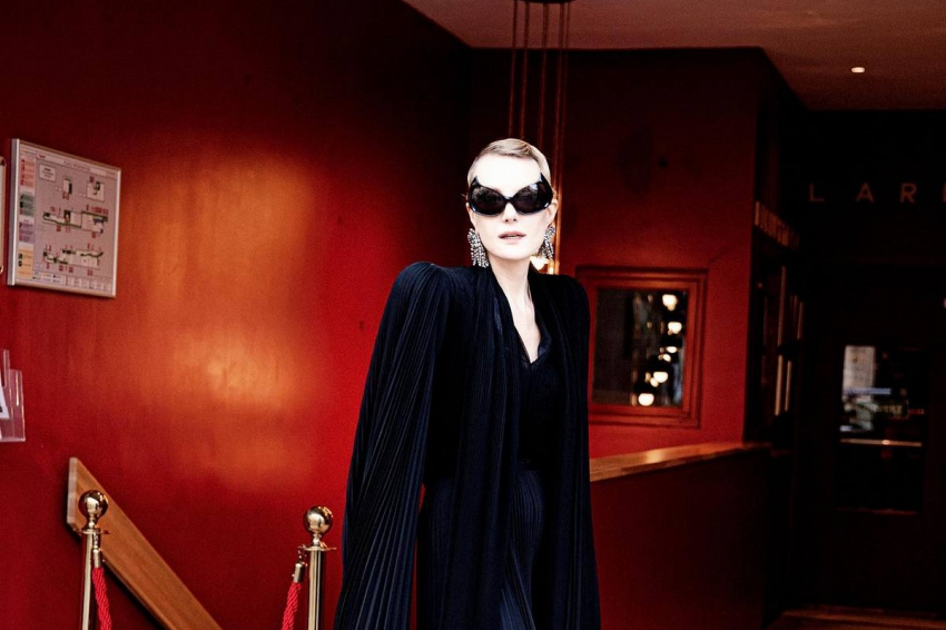 Рената Литвинова запустила фото своей дочери Ульяны в Париже