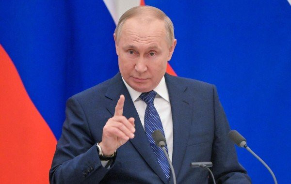 Путин: Россия была зависима во время президентства Бориса Ельцина