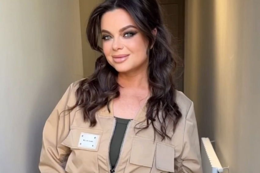 «Осталась без квартиры». Наташа Королева улетела к маме в Америку. Брак с Тарзаном рушится?