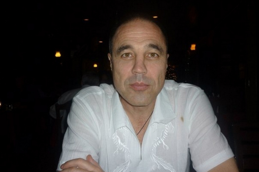 В Екатеринбурге звезда «Уральских пельменей» Дмитрий Соколов напал на подростков — что произошло