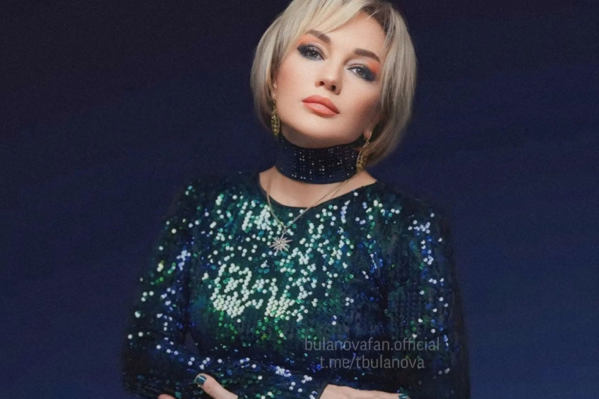 Буланова назвала себя «недоразвитой» из-за молодого мужа