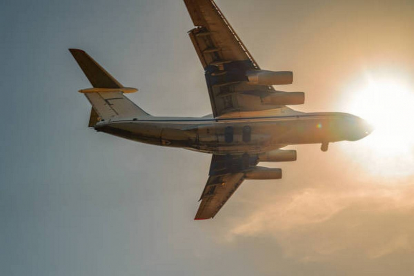 Для чего используется самолет Ил—76: что известно о пилоте — сколько человек погибли при крушении в Ивановской области