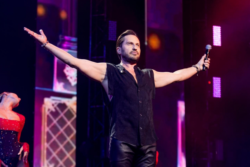 Александра Ревву разнесли за выступление на трибьюте Шатунова