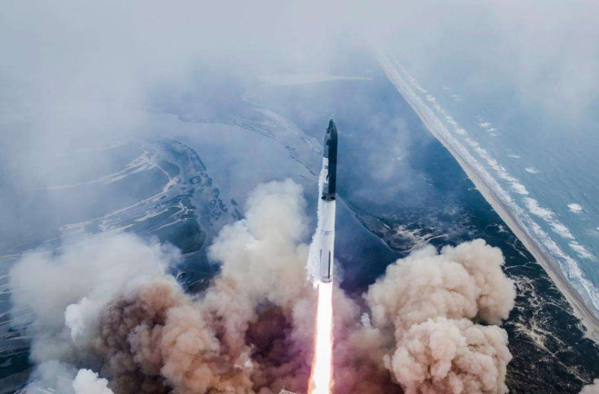 Звездолет Super Heavy завершил третье испытание