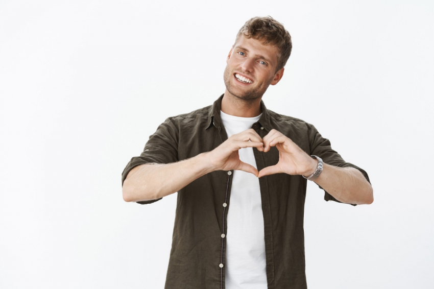 Как сделать мужчину одержимым тобой — шесть волшебных простых трюков