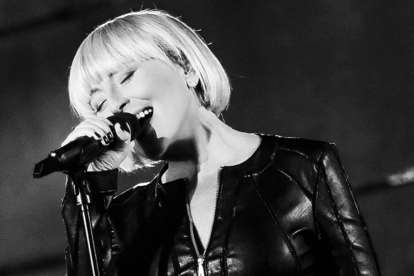 Варум смогла спеть на концерте с Агутиным только с третьей попытки