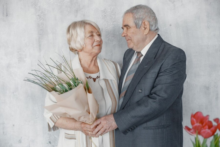 И работающим, и неработающим. Пенсионерам объявили о разовой выплате 10 000 рублей уже с 18 марта