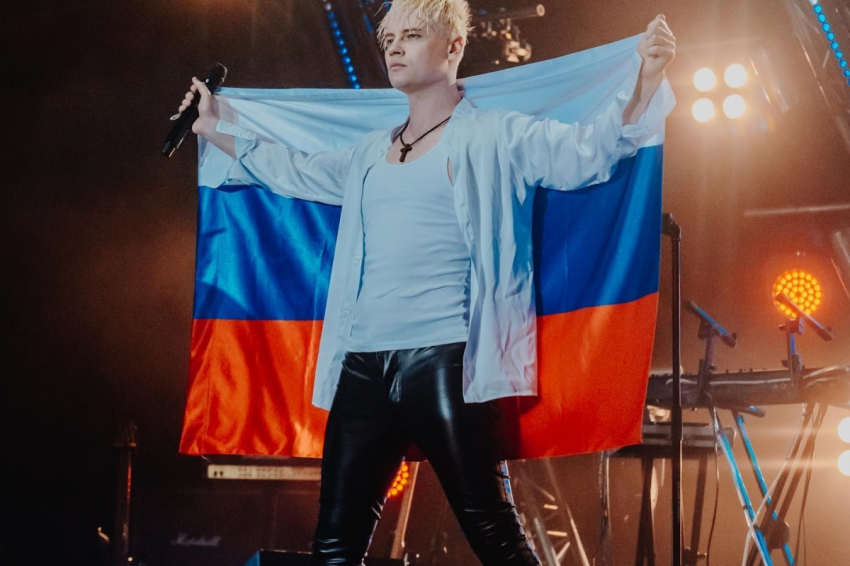 SHAMAN пожаловался, что живет, как в бункере