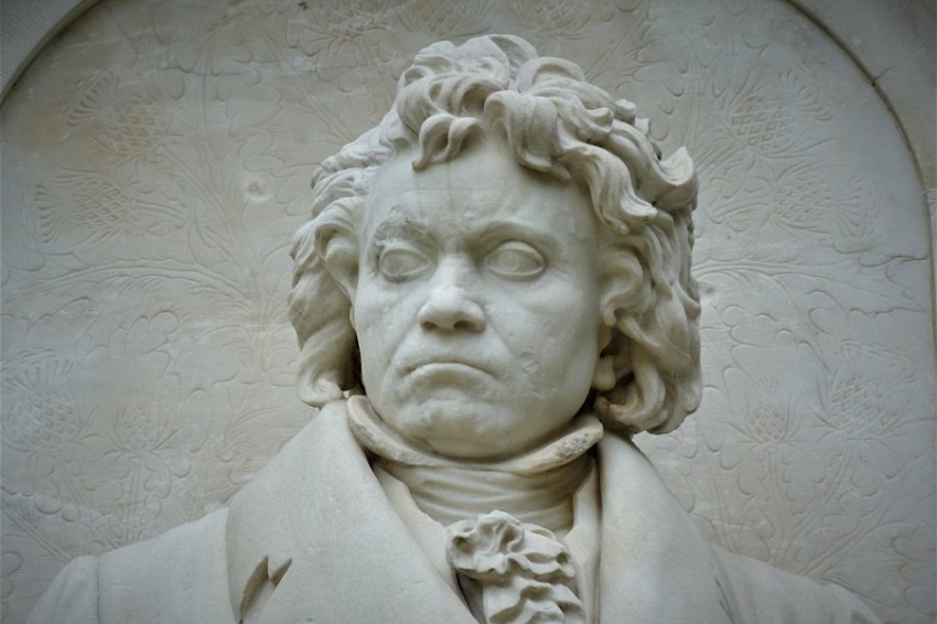 Current Biology: гениальность человека не зависит от его генов