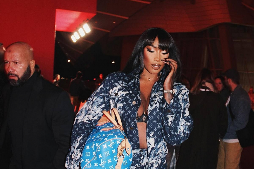 Во Франции разгорелся скандал из-за выступления чернокожей артистки на Олимпиаде