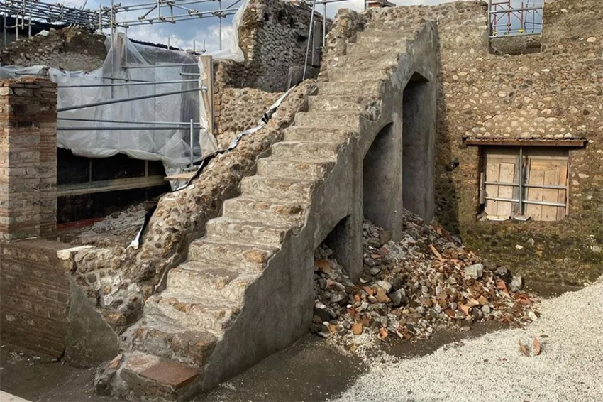 В Помпеях обнаружили древнюю строительную площадку, нетронутую после извержения Везувия