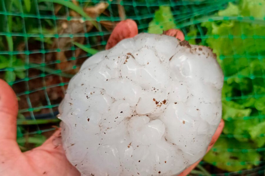 GRL: аномальный град привел к серьезным последствиям в Испании