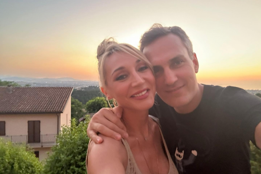 Кристина Орбакайте с мужем-бизнесменом Михаилом Земцовым отправились в Париж