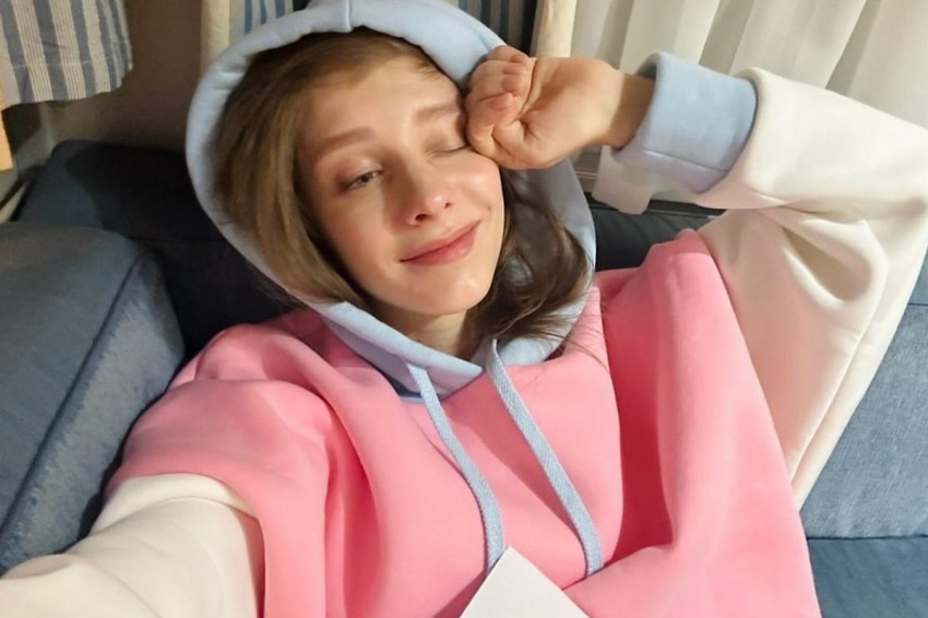 «Мозг отключается»: Лиза Арзамасова откровенно рассказала, как протекает ее беременность