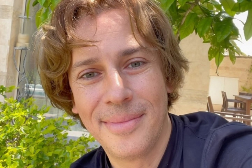 Нетрезвый Максим Галкин накинулся на журналистов: «Слушайте, успокойтесь!»