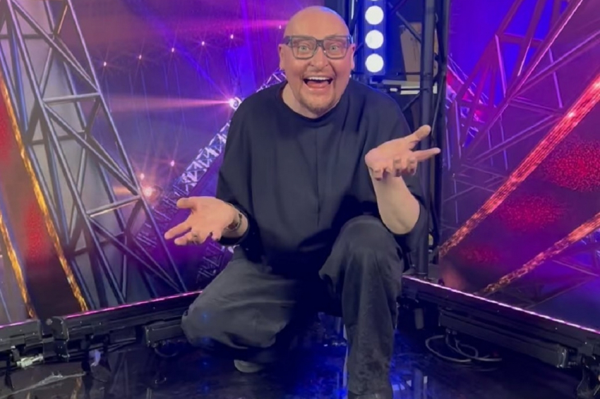 48-летний Шура после организации собственных похорон ходит на рынок и ощипывает кур в Балашихе