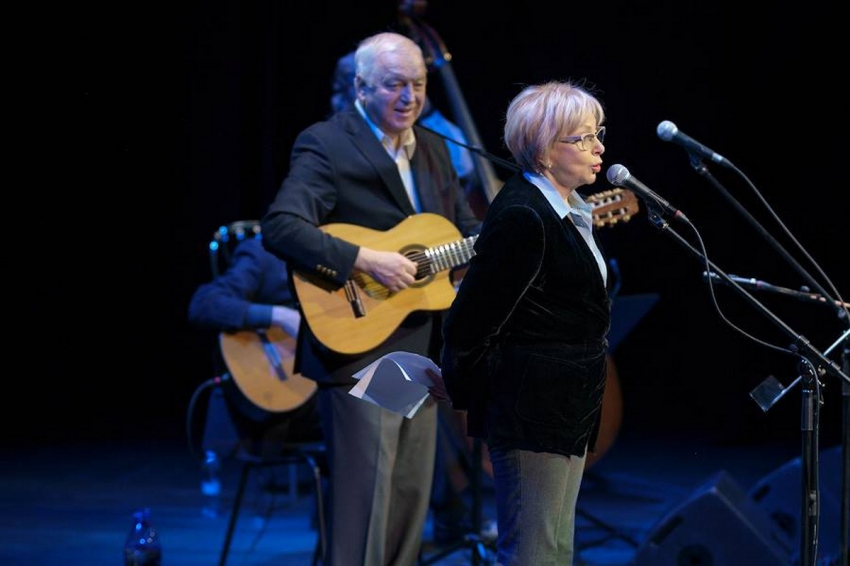 Барды Никитины объяснили, чем обусловлена отмена концерта в Москве