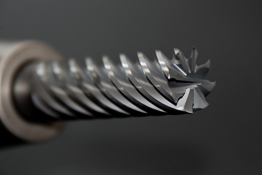 Цифровые двойники станков оптимизируют производство на 38%