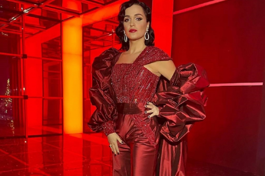 «Поющие трусы»: Певица Слава рассказала, как ее травили коллеги