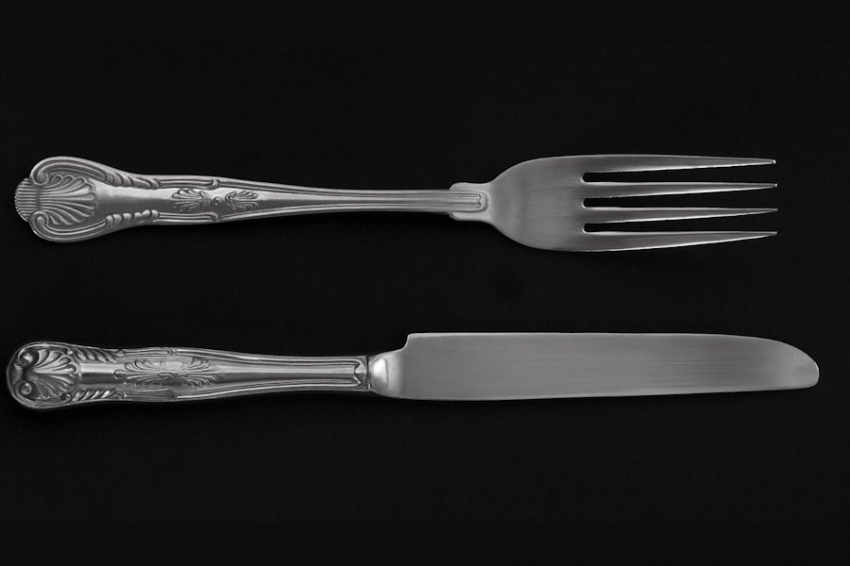 Small: ученые США создали уничтожающую бактерии нержавеющую сталь