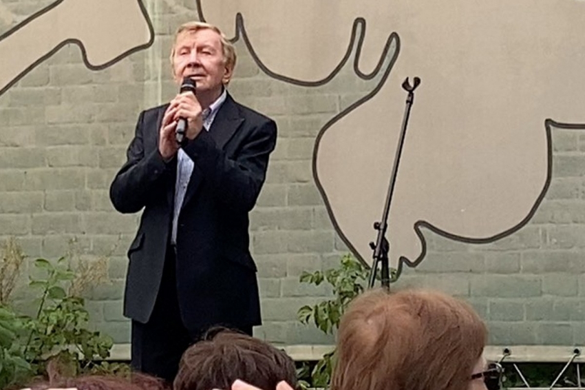 Актер Чернов: уехавшие из России артисты не приживутся на чужой земле