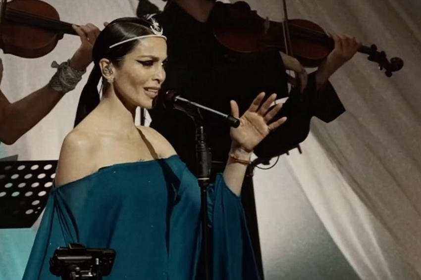 Shot сообщил, что певица Сати Казанова якобы настаивала на проведении концерта в день траура по «Крокусу»