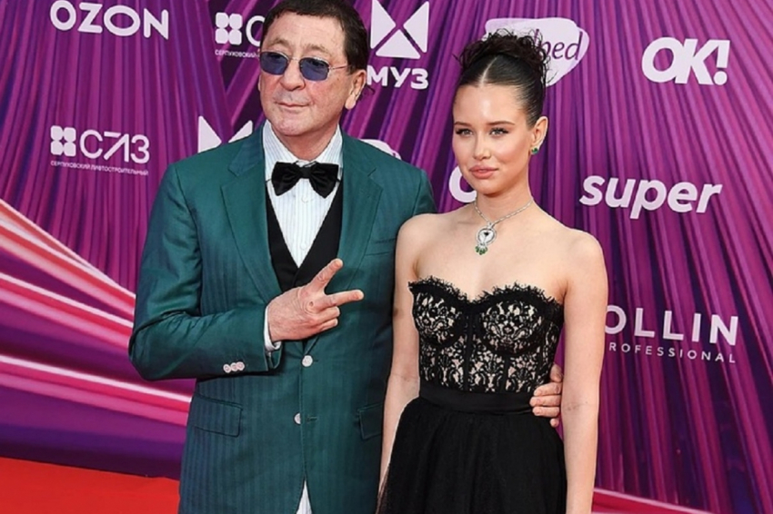 Привыкла к красивой жизни: Стало известно имя «невесты» Григория Лепса