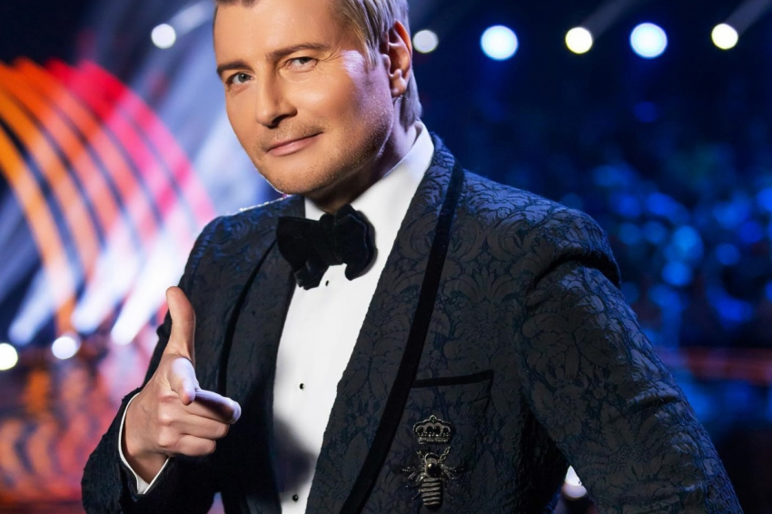 Пользователи Сети обсуждают резкие слова Баскова в адрес Погребняк: «Это не по-мужски»