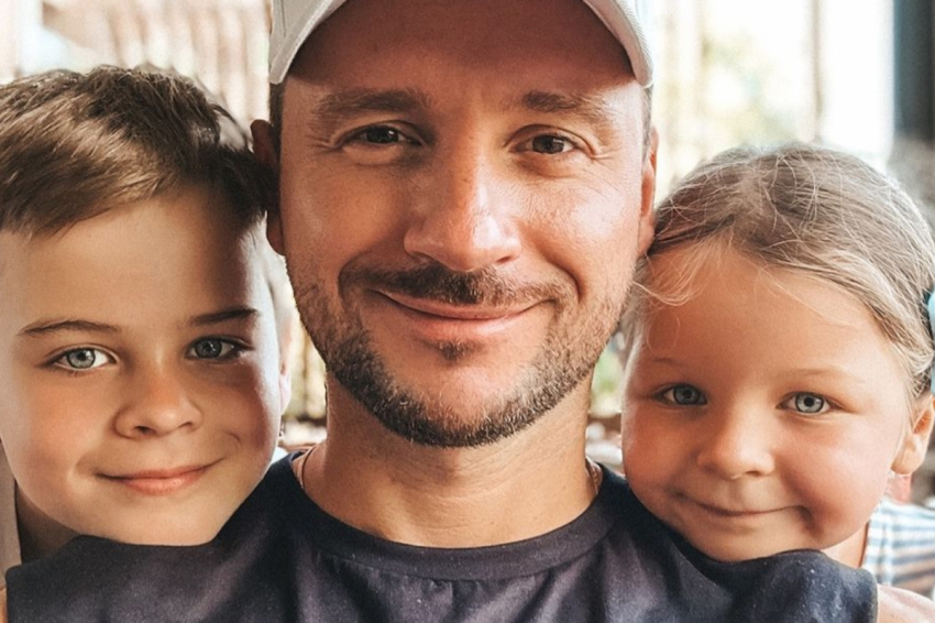 Сергей Лазарев снялся с детьми в Турции