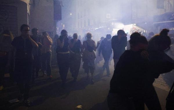 В Париже начались беспорядки после первого тура парламентских выборов