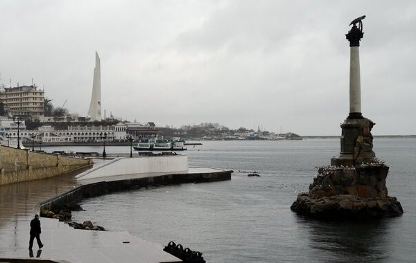 Развожаев сообщил, что Севастополь дважды атаковали ракеты-обманки
