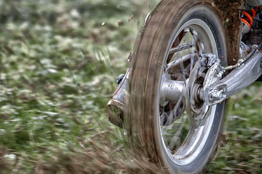 Легкие мотоциклы создают новый облик российской штурмовой тактики