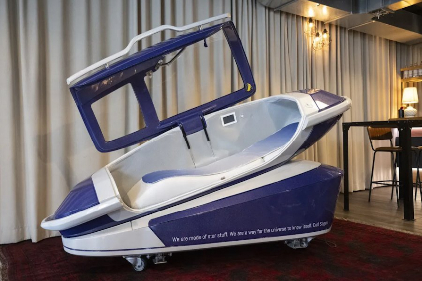 «Капсула смерти»: первое применение устройства для эвтаназии Sarco