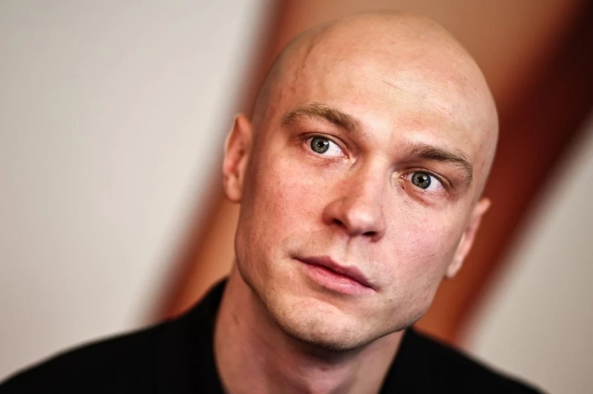 Александр Петров признался, что завидует успехам Юры Борисова: «На его месте мечтал бы оказаться любой артист мира»