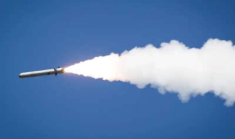 Показаны кадры ракетного удара по месту предпусковой подготовки дальнобойных БПЛА ВСУ