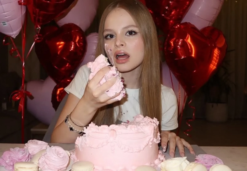 "Ей только 15?". В сети обсуждают стиль дочери Кузи из "Универа", певицы Milana Star