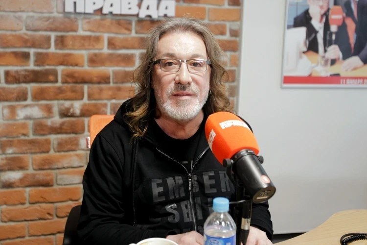 "Не пришел, потому что выпивал?": похороны младшего брата Владимира Кузьмина обернулись скандалом