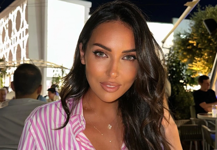 "Если он увидит — это капец!". Алсу затроллила бывшего мужа