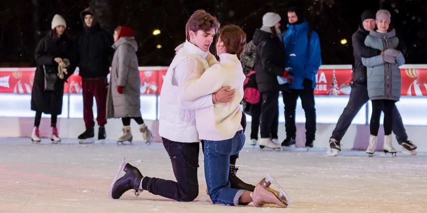 Московская акция «Ночь на катке» привлекла более 6,7 тысячи человек