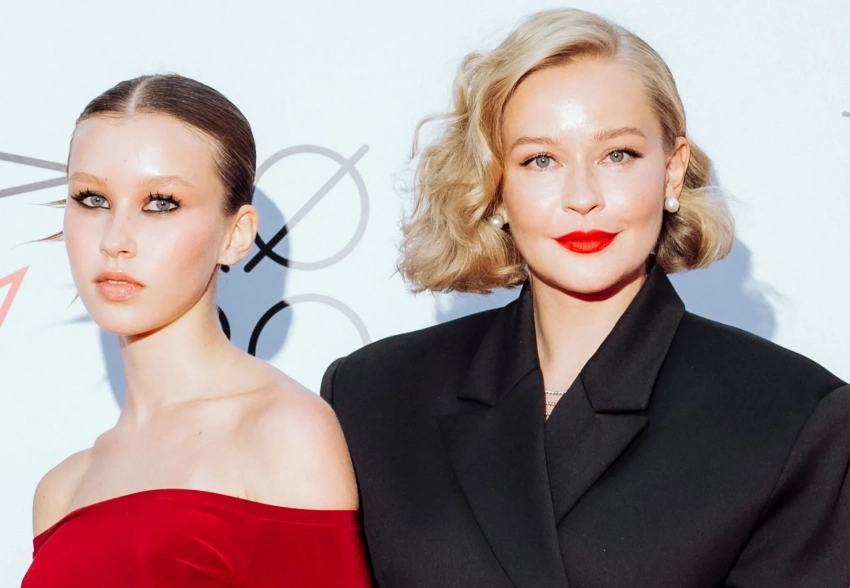 Анна Пересильд опубликовала архивное фото со своей матерью