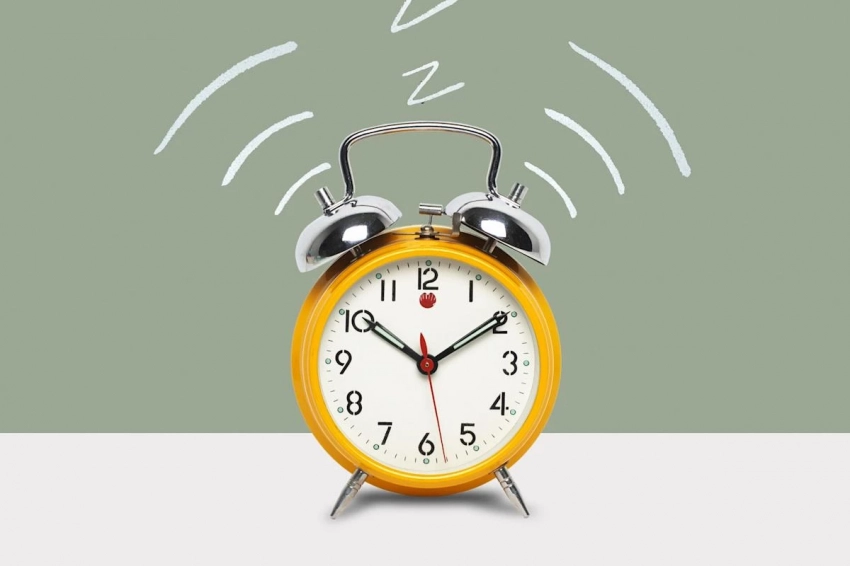 Какие секреты помогут перестать откладывать будильник по утрам