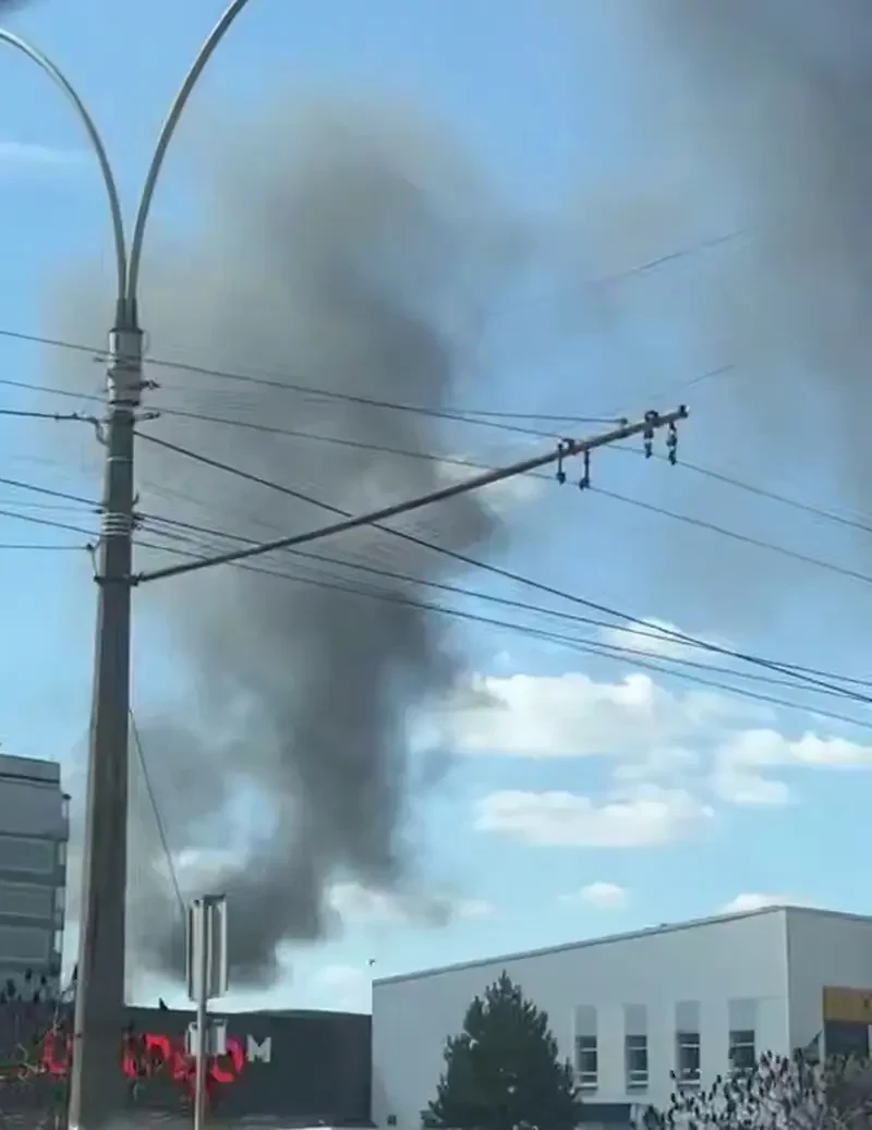 «А в Сумы никакие трубы не ведут?» - областной центр, через который шло вторжение ВСУ в Курскую область, теперь превратился в прифронтовой город