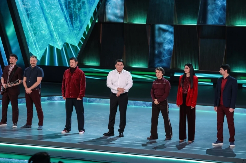 Камызяки возвращаются на ТВ: легендарная команда Азамата Мусагалиева покажет новые номера