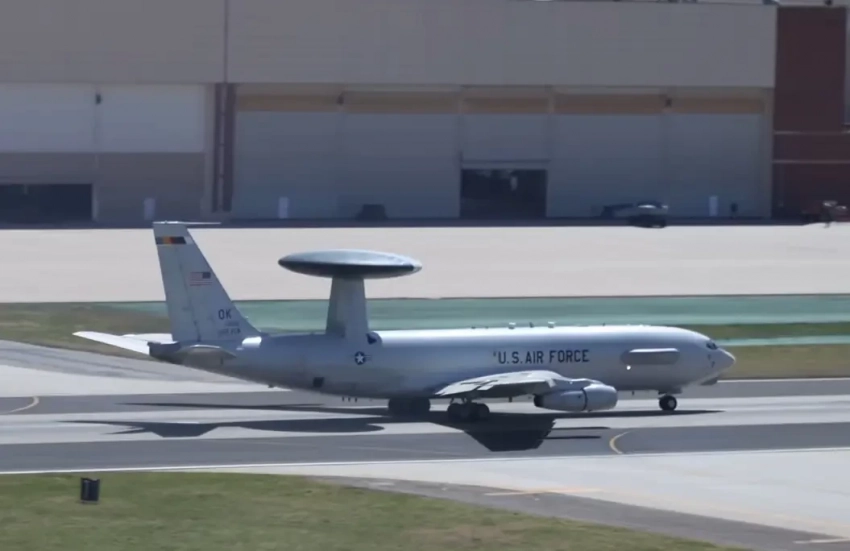 Поступают сведения о возможной подготовке западной коалицией во главе с США крупной военной операции против хуситов