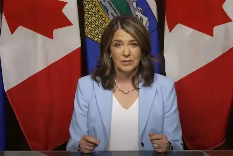 «Мы уважаем выбор народа»: Провинция Альберта намерена провести референдум о выходе из состава Канады