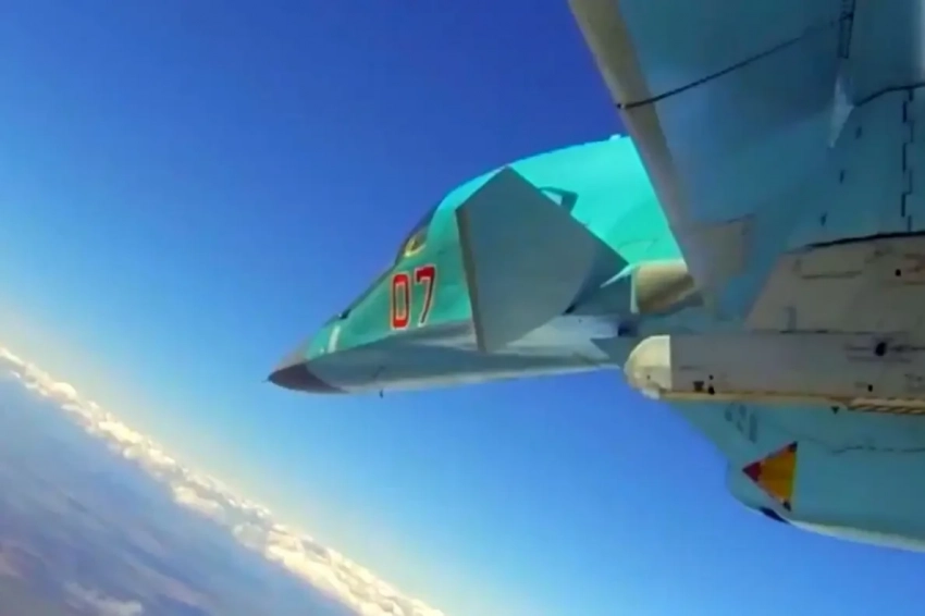 Мощная бомбардировка: на позиции ВСУ в селе Богатырь ВКС России сбросили более десятка ФАБ с УМПК