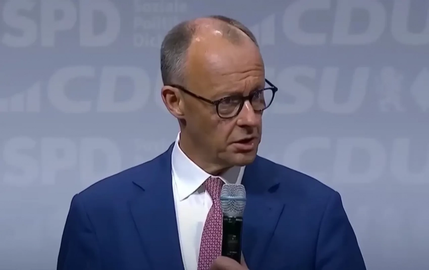 Немецкие журналисты назвали пять причин, по которым Мерц должен посетить Москву на 9 мая