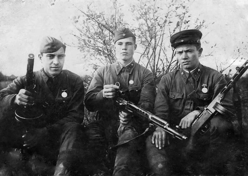 Директор ФСБ: опыт контрразведки времён ВОВ помог в борьбе с предателями после начала СВО