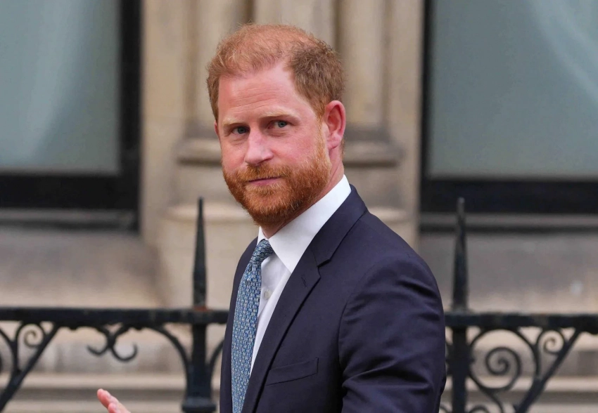 "Зашёл не в ту дверь". Принц Гарри потерялся в Лондоне без охраны и стучался к незнакомцам